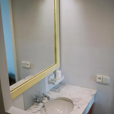 فندق سيزار 3*