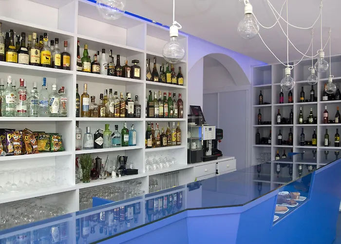 塞萨尔酒店