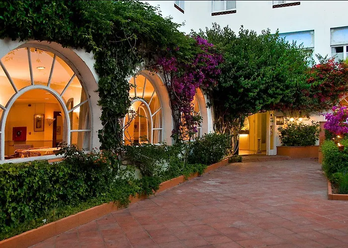 Hotel Cesar 3*