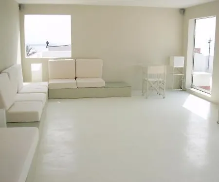 Cesar 3* Vilanova i la Geltrú